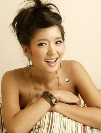 Suh Ji Young Fotoğrafı