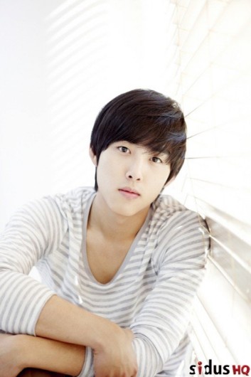 Baek Sung-hyun Fotoğrafları 6