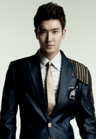 Choi Si-won Fotoğrafı