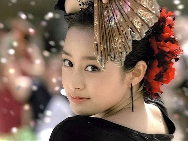 Kim Tae-hee Fotoğrafı