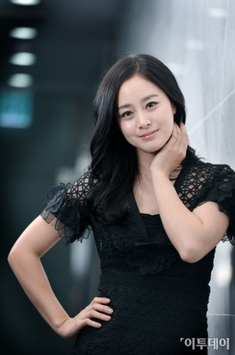 Kim Tae-hee Fotoğrafları 129