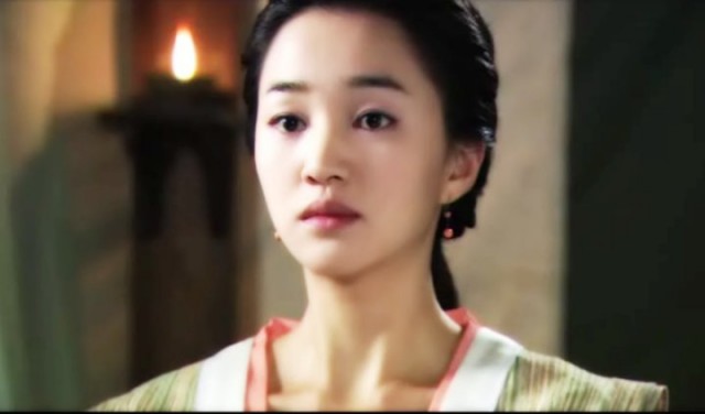 Soo Ae Fotoğrafı
