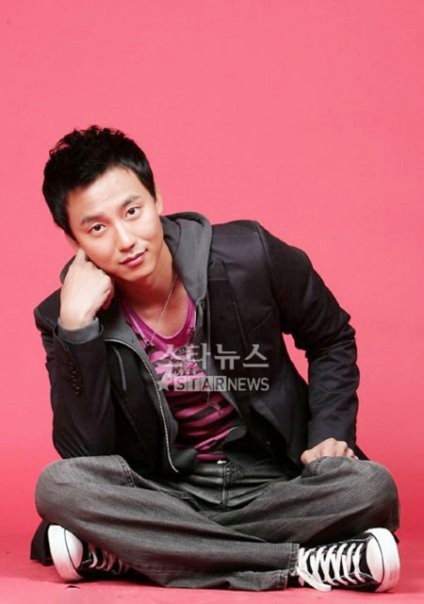 Kim Nam-gil Fotoğrafları 125