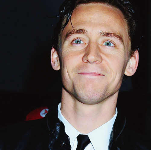 Tom Hiddleston Fotoğrafları 37