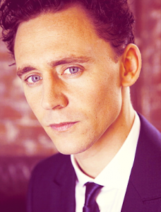 Tom Hiddleston Fotoğrafları 47