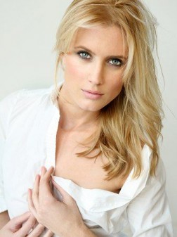 Celesta Hodge Fotoğrafı