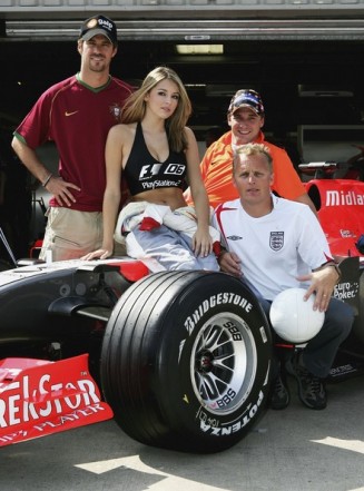 Keeley Hazell Fotoğrafı