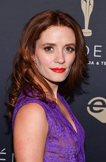 Lara Jean Chorostecki Fotoğrafı