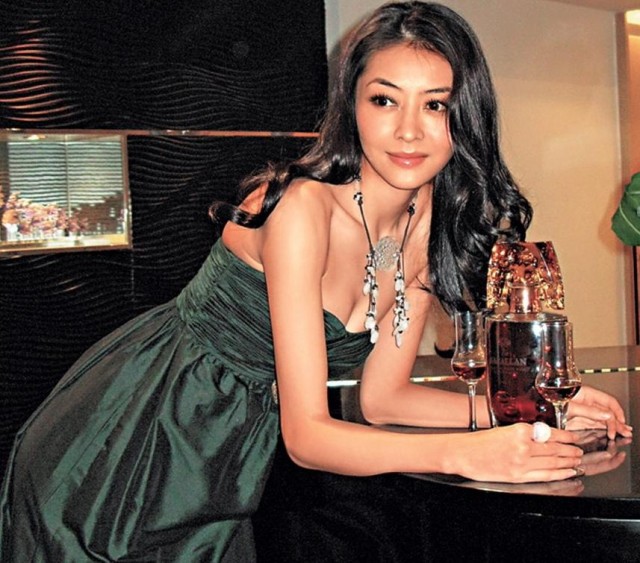 Lynn Hung Fotoğrafları 18