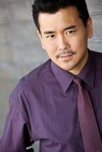 Michael Sun Lee fotoğrafı