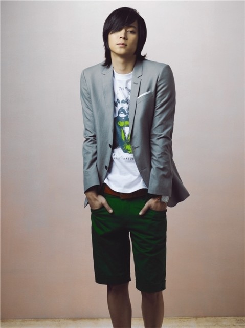 Kang Dong-won Fotoğrafı