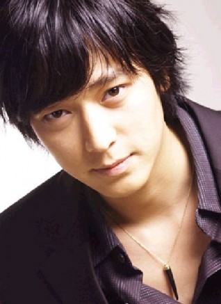 Kang Dong-won Fotoğrafı