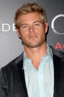 Trevor Donovan Fotoğrafı