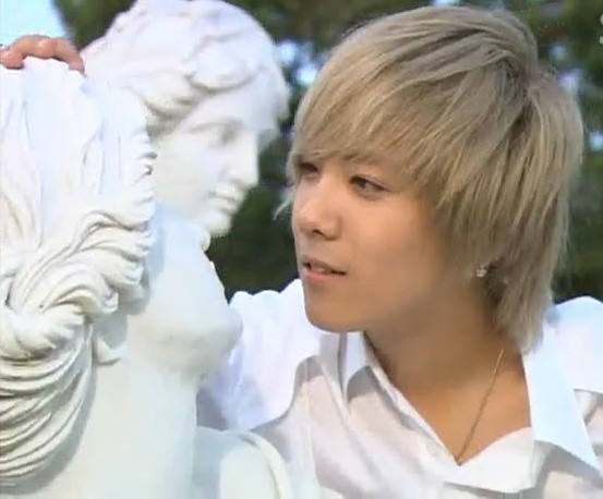 Lee Hong Ki Fotoğrafı