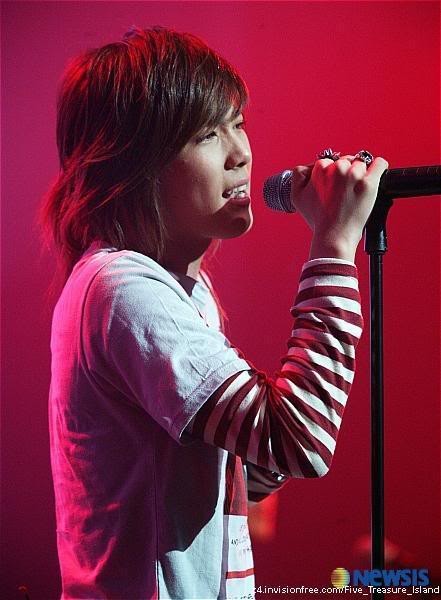 Lee Hong Ki Fotoğrafı