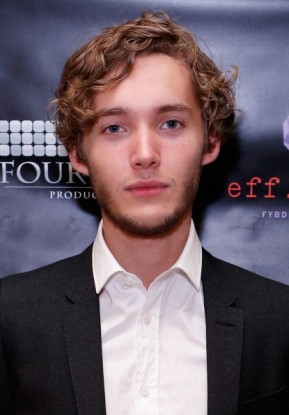 Toby Regbo Fotoğrafları 47