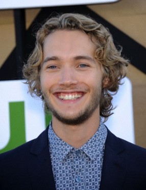 Toby Regbo Fotoğrafları 50