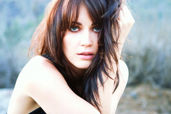 Tanit Phoenix Fotoğrafı