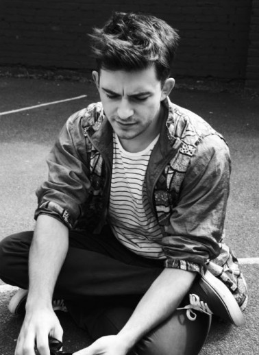 Jonathan Bailey Fotoğrafı