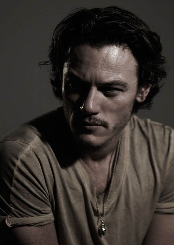 Luke Evans Fotoğrafları 1