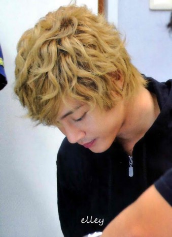 Kim Hyun Joong Fotoğrafı