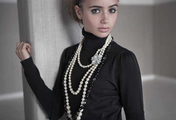 Lily Collins Fotoğrafı