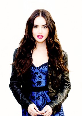 Lily Collins Fotoğrafı