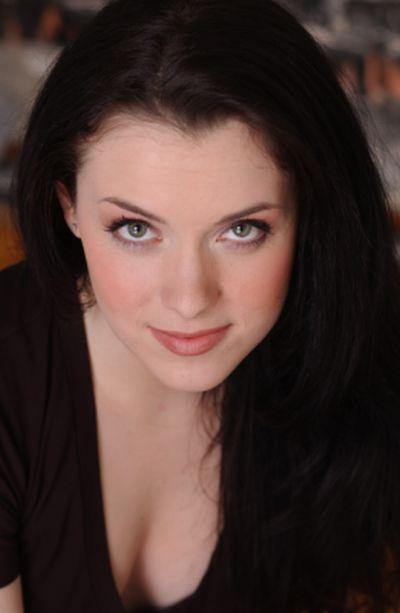 Ashlynn Yennie fotoğrafı