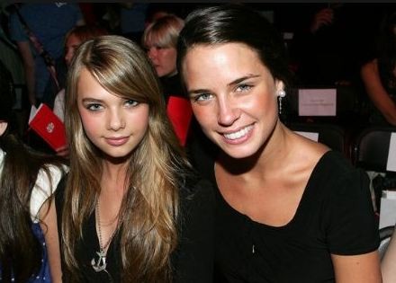Indiana Evans Fotoğrafı