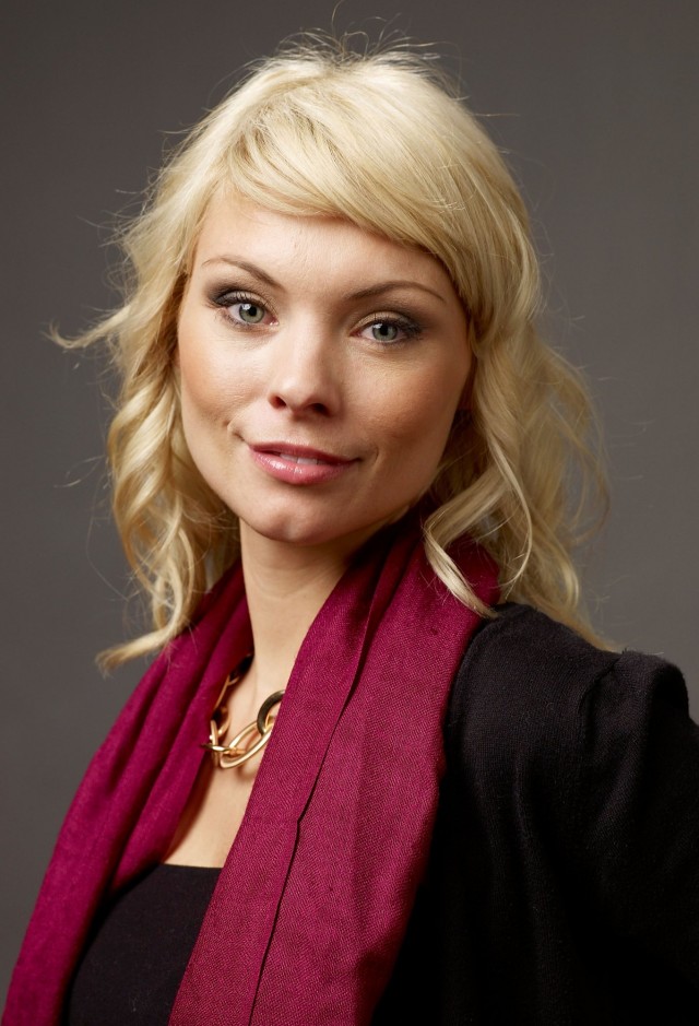 MyAnna Buring Fotoğrafları 13