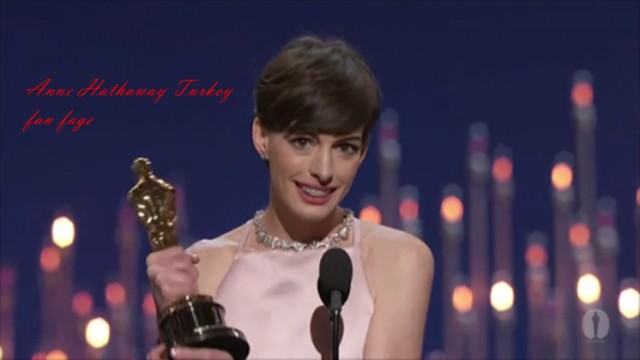 Anne Hathaway Fotoğrafı