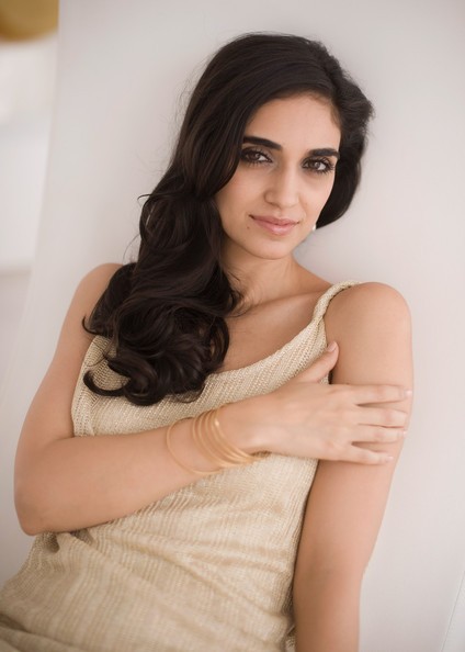 Liraz Charhi Fotoğrafı