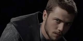 Tolga Sarıtaş Fotoğrafı