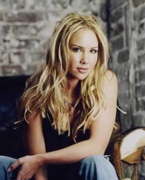 Candice Hillebrand Fotoğrafları 9