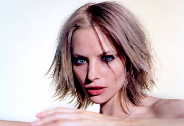 Sienna Guillory Fotoğrafları 4