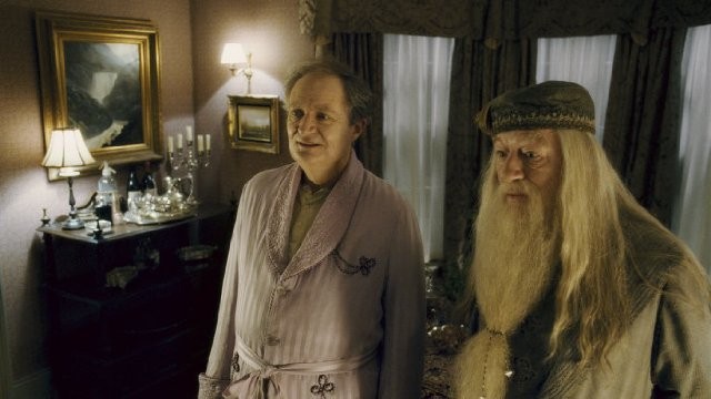 Jim Broadbent Fotoğrafı