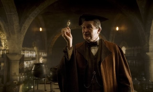 Jim Broadbent Fotoğrafı