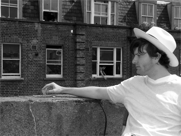 Edward Hogg Fotoğrafı