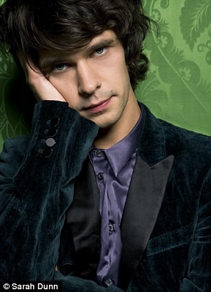 Ben Whishaw Fotoğrafları 242