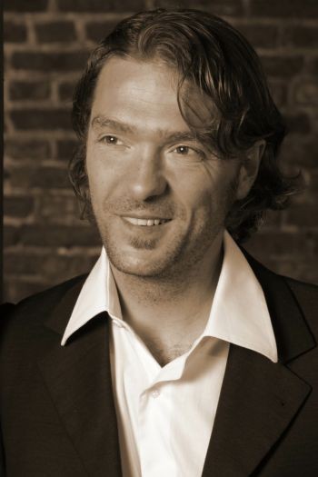 Levent Bozoklar Fotoğrafı