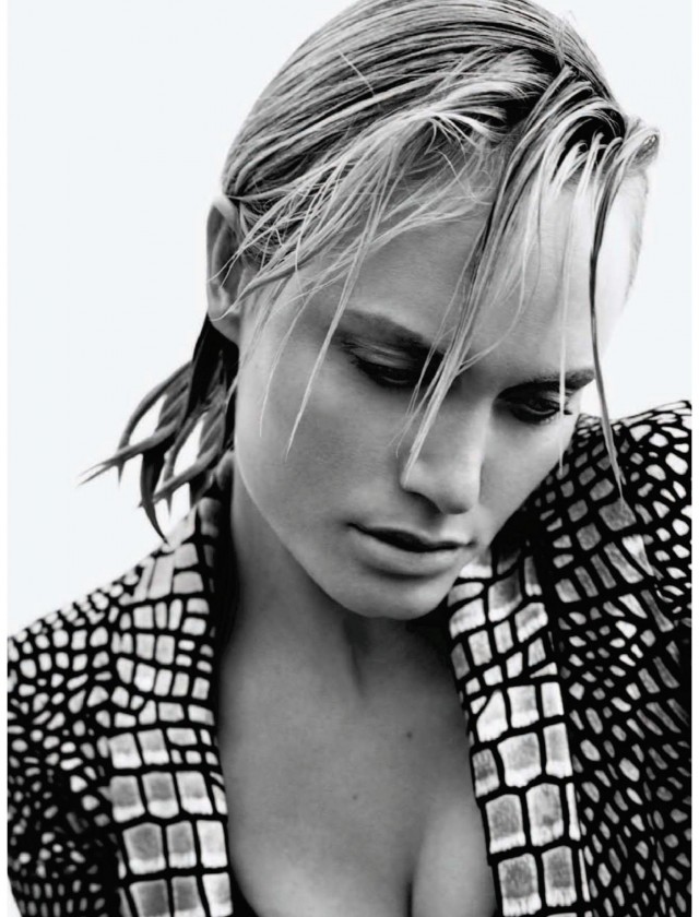 Amber Valletta Fotoğrafları 30