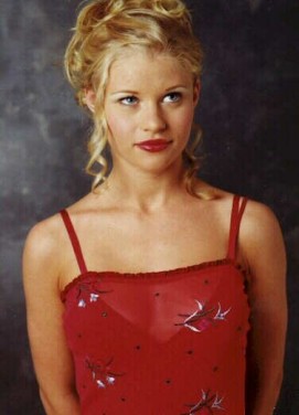 Emilie de Ravin Fotoğrafı