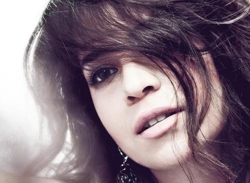 Zeynep Doruk Fotoğrafı