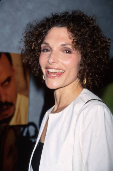 Mary Elizabeth Mastrantonio Fotoğrafları 6