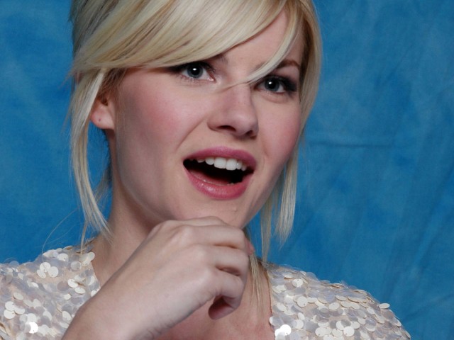 Elisha Cuthbert Fotoğrafları 453