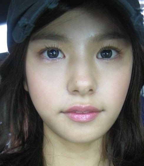 Min Hyo-rin Fotoğrafı