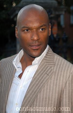 Colin Salmon Fotoğrafları 2