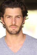 Tyler Jon Olson Fotoğrafı