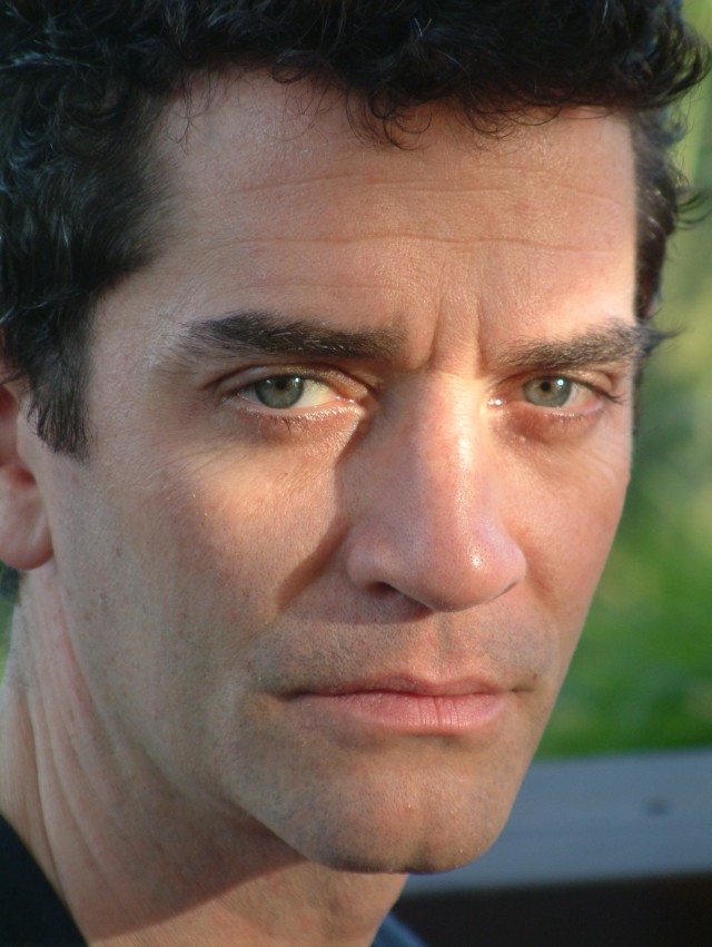 James Frain Fotoğrafları 8