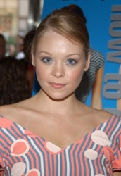 Alexandra Holden Fotoğrafı